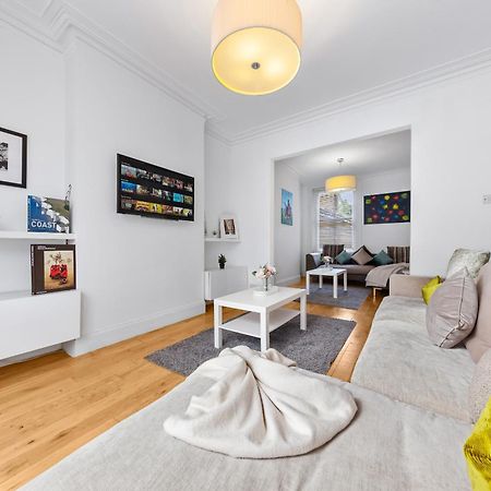 Luxury 4-Bedroom Modern Flat In Central London Steps From Station, Sleeps 9 In Style! 外观 照片