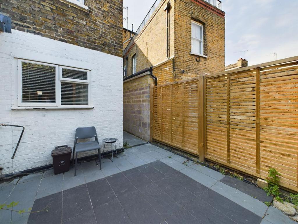 Luxury 4-Bedroom Modern Flat In Central London Steps From Station, Sleeps 9 In Style! 客房 照片
