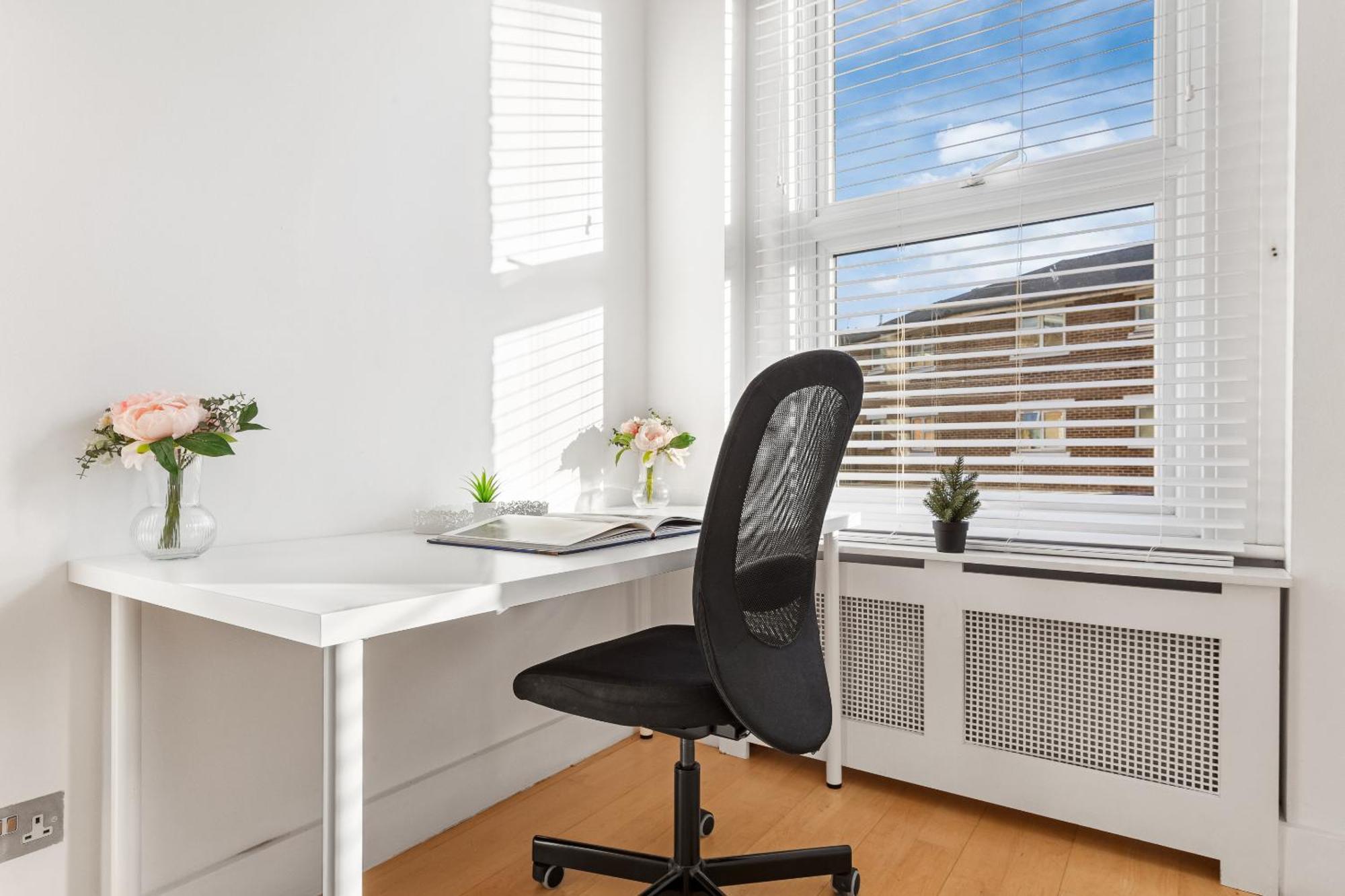 Luxury 4-Bedroom Modern Flat In Central London Steps From Station, Sleeps 9 In Style! 外观 照片